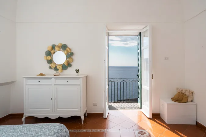 Dipinto Apartments-29