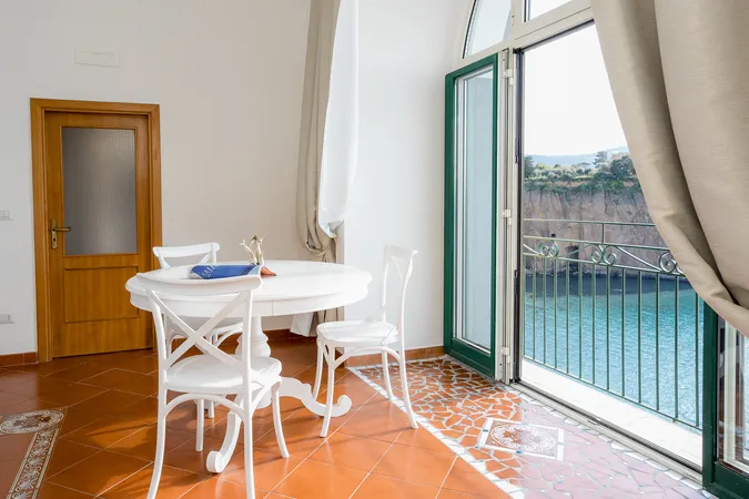 Dipinto Apartments-24